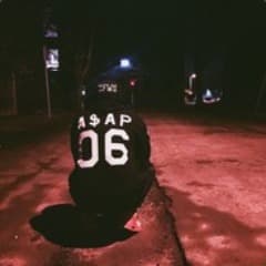 ABSTRAKT-