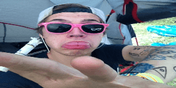 DexaNw0w