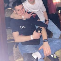 ZvEsTiKK
