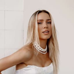 23---