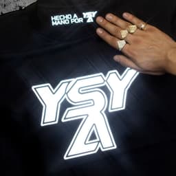 krouxy_