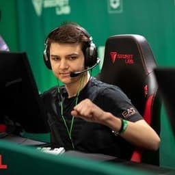 dejlligudi