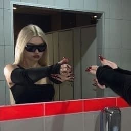 RedRoom9