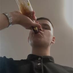 -_Krimson_-