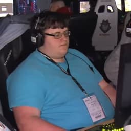 AkEXE