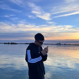-ZrK