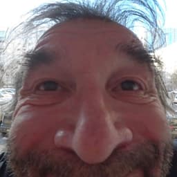 Greezee10