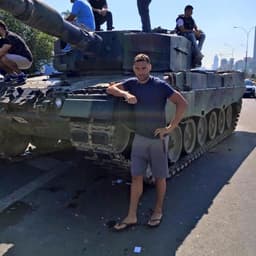 duskotosic
