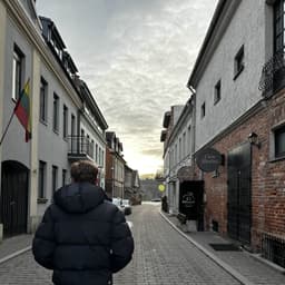 AJUKAS1