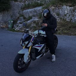 Fistrik3r