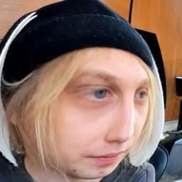 Reyzov_