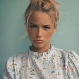 karol1ne
