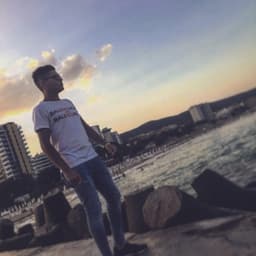 JUVENTUSIK