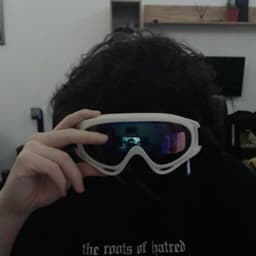HOTS2000